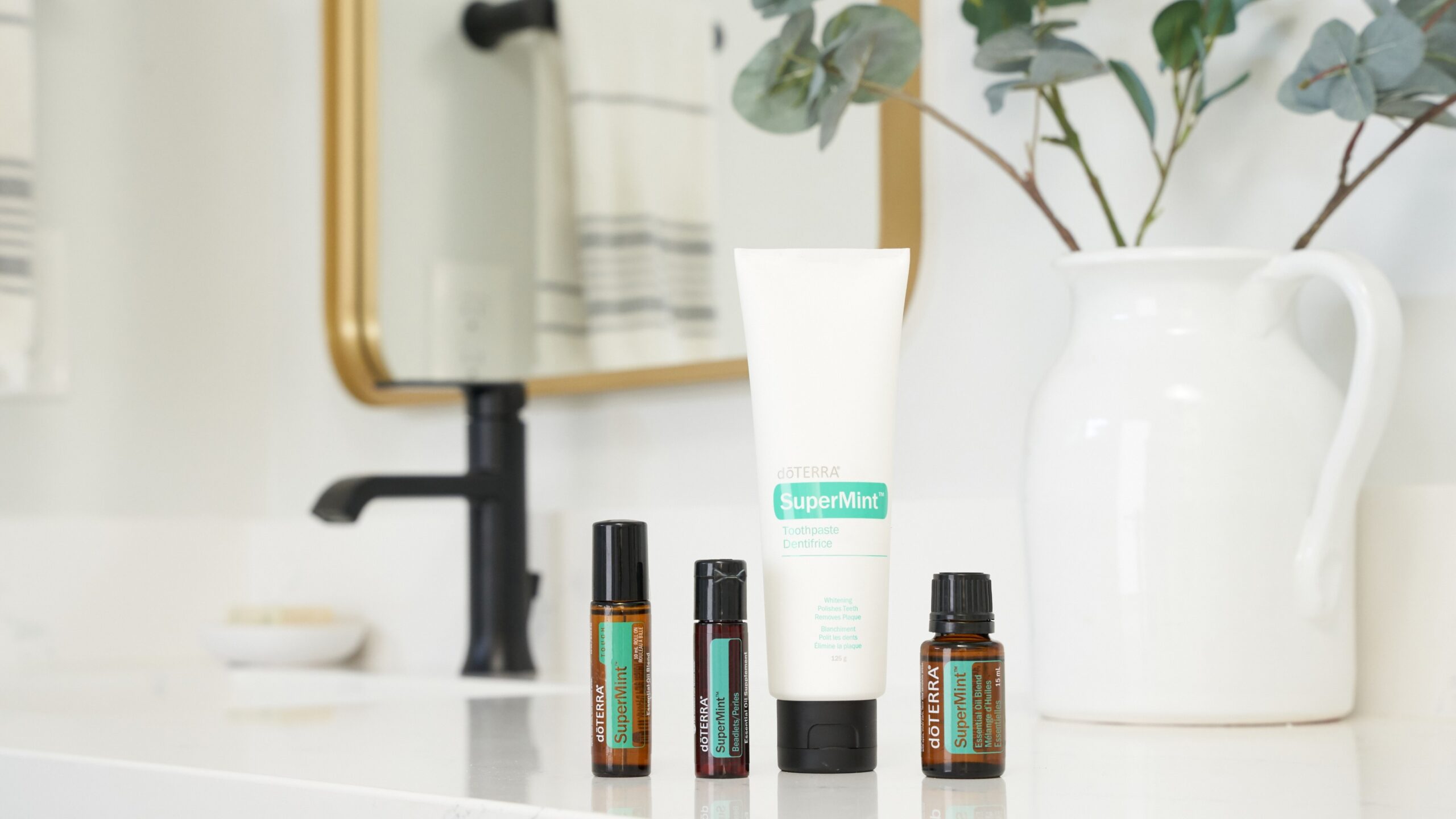 supermint- family-banner